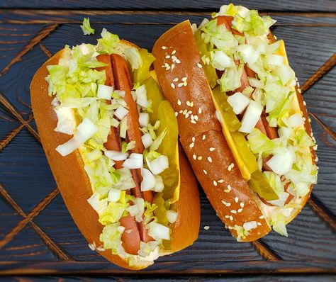 Big Mac Hot Dogs Big Mac Hot Dog, Best Hotdogs, Smash Burgers, Cold Foam, Hot Dog Recipes, Smash Burger, Kielbasa, Big Mac, Dog Recipes