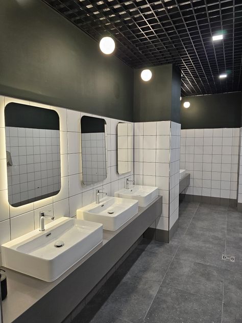 Restroom Design Commercial, Public Washroom Design, Public Bathroom Ideas, Corporate Bathroom, Commercial Restroom Design, Restaurant Washroom, Communal Bathroom, Workplace Bathroom, Commercial Bathroom Ideas