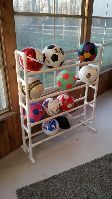 Soccer/basketball rack. Sports Storage, Pvc Pipe Projects, Pvc Projects, Garage Organization Diy, Ball Storage, Ideas Hogar, Sports Room, Backyard Projects, Garage Organization