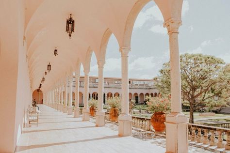 Caladesi Island State Park, Ringling Museum, Building Photo, Honeymoon Island, Florida State Parks, Kissimmee Florida, Popular Travel Destinations, Clearwater Florida, Concrete Building