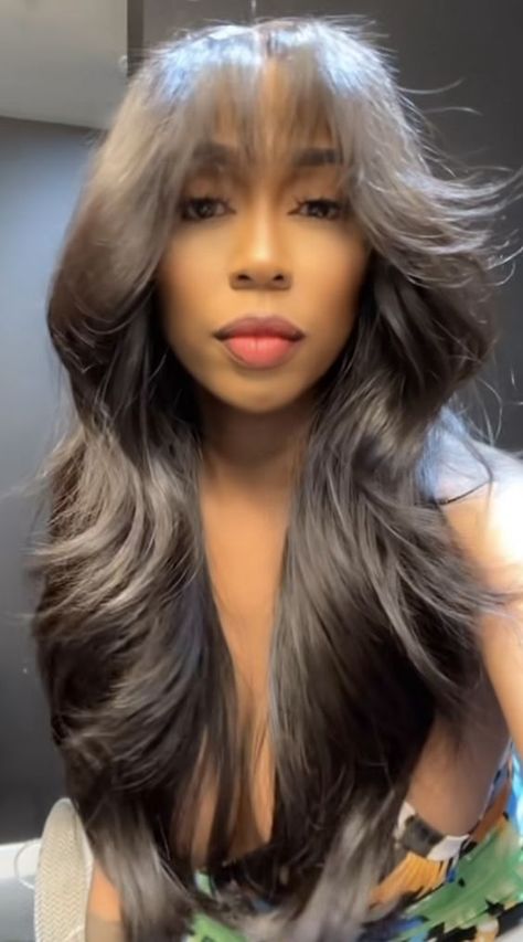 Layered Bangs Hairstyles Black Women, Fringe Bangs With Long Hair Black Women, Chinese Wig Hair, Closure Sewin With Bangs, Sew In Weave With Closure Curtain Bangs, Curtain Bang Quick Weave, Curtain Bangs Weave Black Women, Full Sewin With Bangs, Feathered Bangstyle Hair Black Women