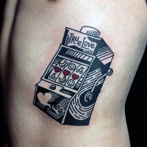 Rib Cage Side True Love Slot Machine Male Tattoos Slot Machine Tattoo, Tatuagem Masculina Pequena, Jack O'connell, Machine Tattoo, Slot Machine Cake, Omerta Tattoo, Machine Video, Pinup Art, Slot Machine Party