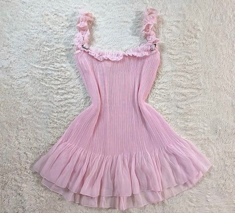 Womens Outfit, Baby Couture, Effortlessly Chic Outfits, Silky Dress, Causual Outfits, Pretty Lingerie, Yours Truly, Looks Vintage, Babydoll Dress