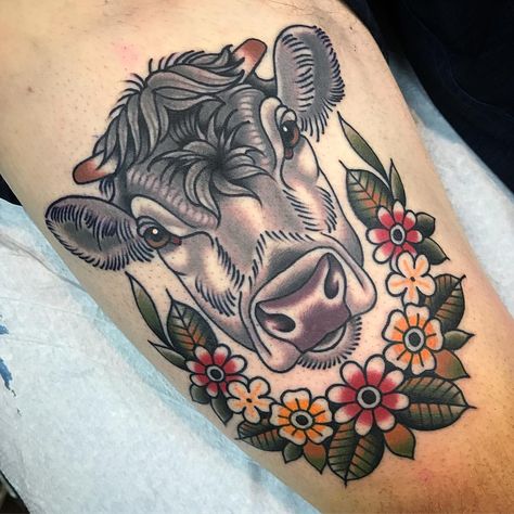 Traditional Cow Tattoo, Cow Tattoo Design, Tribute Tattoo, Old School Ink, Cow Tattoo, Tribute Tattoos, Tat Ideas, Gentle Giant, American Traditional