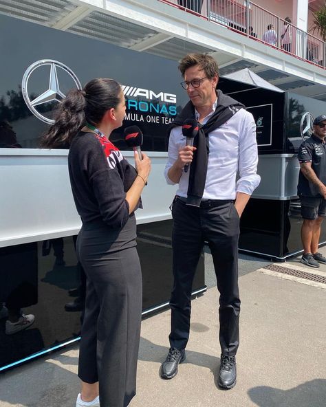 Pr Specialist Aesthetic, Announcer Aesthetic, F1 Presenter Aesthetic, Fashion Public Relations Aesthetic, Interviewer Aesthetic, F1 Reporter, F1 Toto Wolff, F1 Couple, F1 Media