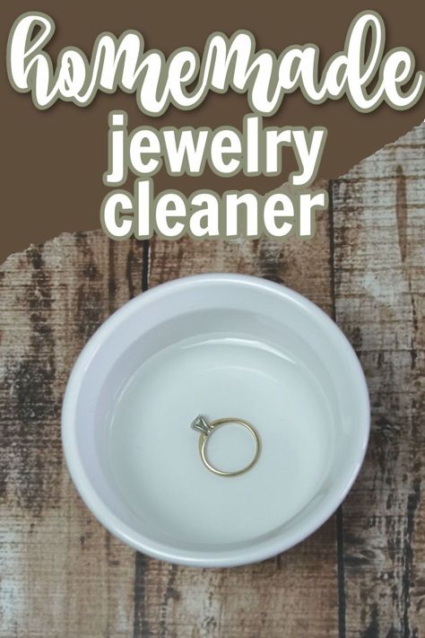 Make your own DIY Homemade Jewelry Cleaner with only 1 ingredient to get your diamond ring sparkling again. #jewelrycleaninghack Diy Wedding Ring Cleaner, Diy Jewelry Cleaner Diamonds, Diamond Ring Cleaner, At Home Jewelry Cleaner, Water Alternatives, Jewlery Cleaner, Diy Jewelry Cleaner, Natural Jewelry Cleaner, Ring Cleaner