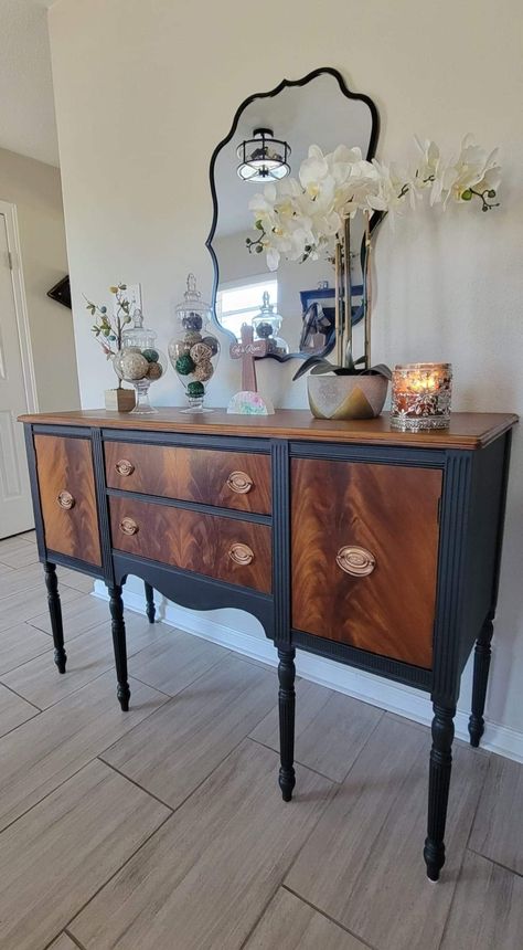 Refurbed Furniture, Refinished Sideboard, Hutch Redo, Refinished Vintage Furniture, Sideboard Painted, Buffet Furniture, Furniture Makeover Inspiration, Antique Buffet, Painted Sideboard