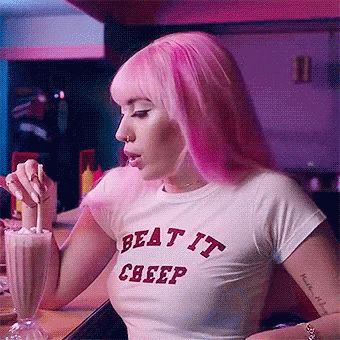 Kali Uchis Gif, Butch Lesbian, Mother Kali, Kali Uchis, Neon Aesthetic, 2000s Fashion Outfits, Girl Gang, Celebrity Look, Retro Aesthetic