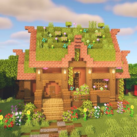 Minecraft Fairy Builds, Fairycore House, Houses In Minecraft, Fairy Garden Tree, Minecraft Roof, Minecraft Barn, Cottage Minecraft, Minecraft Starter House, Minecraft House Ideas