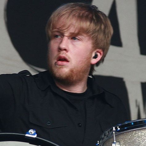 Bob Bryar, Hip Hop Watches, Confessions Of A Shopaholic, Watch Photo, Rock Stars, My Chemical, Rock Star, My Chemical Romance, The Past