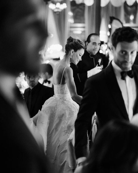 The ambience at @bridget & @drmikechiodo NYC @theplazahotel reception was straight out of an old Hollywood movie.… | Instagram Old World Elegance, Documentary Wedding Photos, Old Hollywood Movie, Old Hollywood Style, Wedding Money, Hollywood Movie, Wedding Rituals, Black Tie Wedding, Fine Art Wedding Photographer