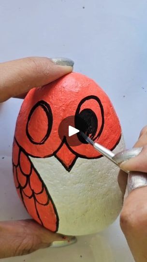 Rock Painting Owls Easy, Painted River Rocks Garden, Painted Rock Owl, Owl Stone Painting, Owl Canvas Painting Easy, Owl Rock Painting Easy, Painted Rocks Animals Easy, Painted Rocks Ideas Easy, Easy Stone Painting Ideas