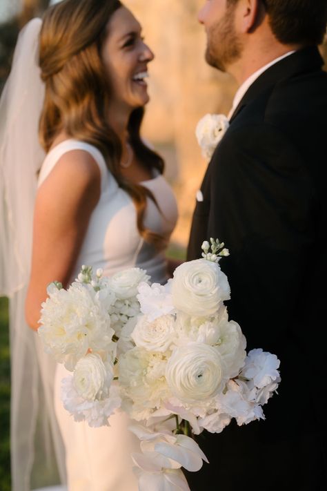 Elegant white bridal bouquet at Mission Concepcion | White orchids phaleanopsis, peony, white ranunculus, playa blanca rose, white sweet peas, white stock | Photo by: Matthew Alvarado Co | Elle Fete Dalia Bouquet, Bride Bouquets White, Peony White, Ecuadorian Roses, White Ranunculus, White Bridal Bouquet, Sweet Peas, White Peonies, White Stock