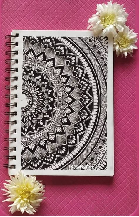 Full Page Mandala Art, Mandala Arts, Mandala Book, Doddle Art, Easy Mandala Drawing, Mandala Art Therapy, Art Painting Tools, Zen Doodle Art, Art Basics