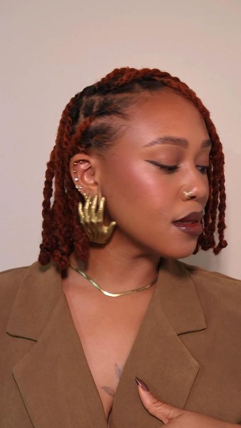 Twist Loc Styles, Black Hair Locks, Hairstyles Dreadlocks, Loc Bob, Dreadlocks Hair Care, Divine Being, Short Dreadlocks Styles, Short Locs, Short Box Braids Hairstyles