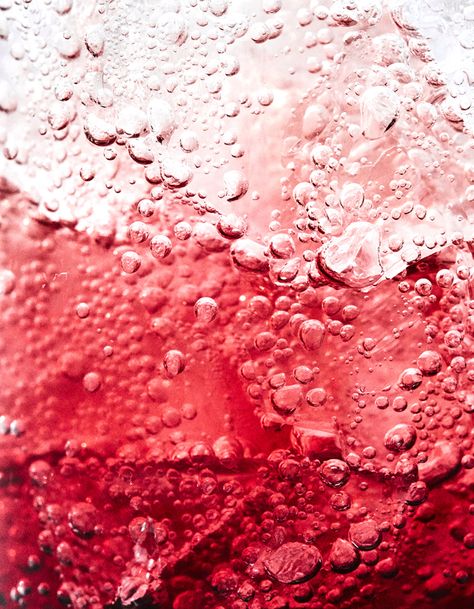 Food Close Up, Food Texture Photography, Ice Photography, Pink Soda, Beverage Photography, Beer Graphic, Adobe Photoshop Design, Food Texture, Cocktail Photography