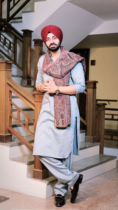 Kurta Pajama Men Photo Pose, Kurta Pajama Men With Shawl, Pathani Kurta For Men Wedding, Kurta Pajama With Shawl, Coat Pant With Turban For Men, Coat Pant With Turban, Kurta Pajama Men Punjabi, Punjabi Kurta Pajama Men, Pathani Salwar