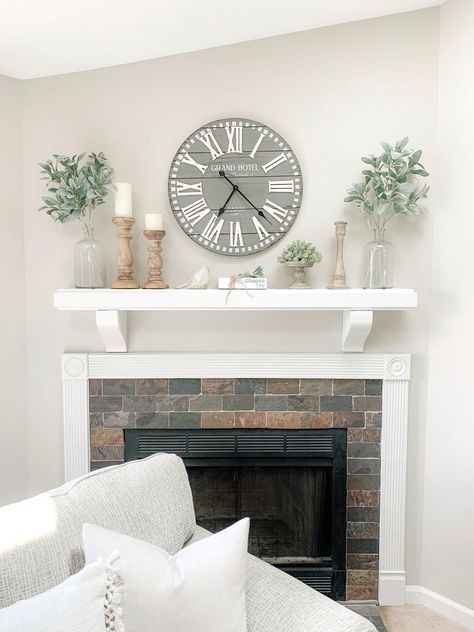 Mantle Decorating Ideas Vintage, Fireplace Mantle Decor Modern Farmhouse, Clock Over Mantle, Farmhouse Style Mantle Decor, Above Fireplace Decor Farmhouse, Decoration Above Fireplace, Modern Farmhouse Fireplace Mantel Decor, Decor Above Fireplace Mantels, Mantel Decor With Clock