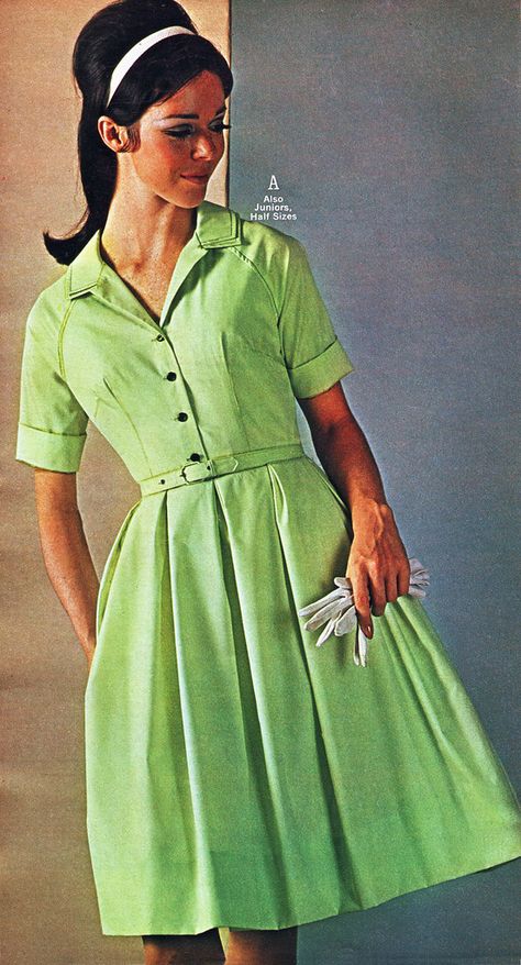 Sixties Aesthetic, Sarah Screams, Green Dress Aesthetic, The Outsiders Movie, Fashion Diversity, Green Moodboard, Green Vibe, Outsiders Movie, 1960’s Fashion