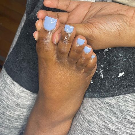 Baby Blue Toe Nails Ideas, Blue Pedicure Ideas Toenails, Periwinkle Toe Nails, Sky Blue Toe Nails, Baby Blue Toe Nails Design, Toenail Color Ideas, Light Blue Toes, Baby Blue Toes, Light Blue Toe Nails Design