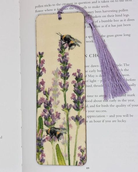 Happy Wednesday everyone 🙂. The bees are just loving the lavender at the moment so I thought I would share my wooden bookmark with pretty lavender and busy buzzy bees 🐝. Available in my little Crafty Nature shop if you fancy a peek the links in my bio Have a lovely day 💜 #bees #folksy #beelover #decoupage #woodenbookmark #handmadewithlove #supporthandmadebusiness #britishcraft #inspiredbynature #decoupageart #shopsmalluk #handmadegiftideas Lavender Bookmark, Bee Bookmark, Happy Wednesday Everyone, Bee Lover Gifts, Lavender Gifts, Inspiration Painting, Have A Lovely Day, Flower Bookmark, Decoupage Art