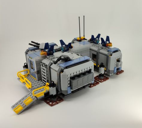 https://flic.kr/p/2pMUxvK | Military station | The station is based on Lego 75573 Floating Mountains: Site 26 & RDA Samson. The infirmary part is identical with tiny changes. Lego Space Station, Lego Space Police, Floating Mountains, Lego Mandalorian, Lego Structures, Lego Knights, Lego Spaceship, Lego Mechs, Amazing Lego Creations