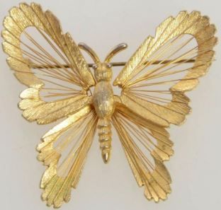 Vintage Butterfly Gold Toned Brooches Pins Open Wire Painted Rhinestone Vintage Butterfly, Brooch Pin, Brooches, Holiday Season, Straw, Gold Tones, Weaving, Art Design, Gold