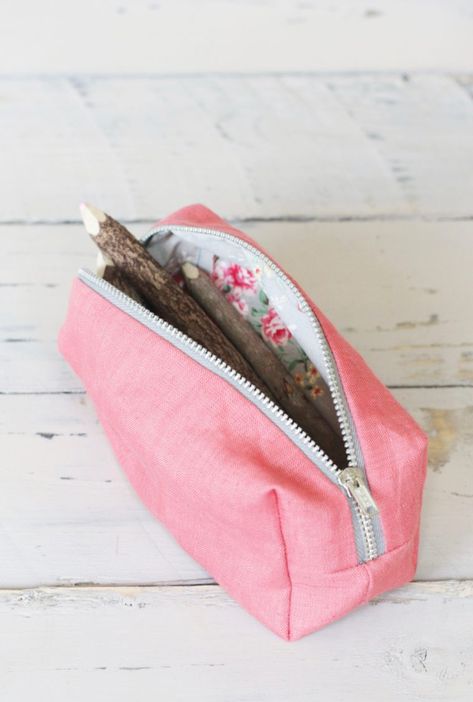 Pencil Pouch Pattern, Pencil Pouch Diy, Pencil Case Sewing, Box Pencil Case, Pencil Case Pattern, Diy Bags No Sew, Pochette Diy, Diy Pencil Case, Diy Sy