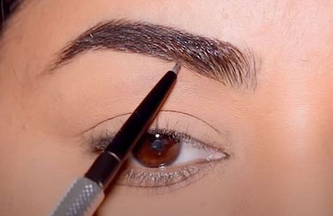 This is a guide to eyebrow mapping. Learn how to map eyebrows to shape, groom, and maintain brows at home, with this easy step-by-step makeup tutorial. Map Eyebrows, Brows At Home, Eyebrow Mapping, Eyebrow Tutorial For Beginners, Clear Eyebrow Gel, Draw Eyebrows, Tweezing Eyebrows, Arched Eyebrows, Fill In Brows