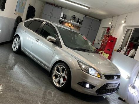 Ford Focus 2010 zetec for sale in Donegal for €4,000 on DoneDeal Ford Focus 2010, Ford Focus 1, Large Cars, Ford Models, Drag Race, Sporty Look, Ford Focus, Car Buying, Used Cars For Sale