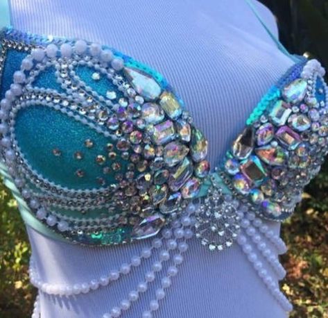 Mermaid Bra Diy, Mermaid Bra Top, Bra Diy, Rave Bras, Shell Mermaid, Festival Dance, Mermaid Bra, Rave Music, Rave Bra