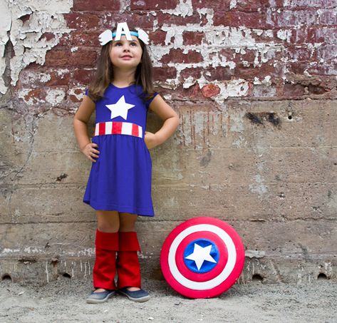 Halloween Costumes for Kids: The Easiest DIY Versions Ever – SheKnows Superhero Costumes Kids, Sew Halloween Costume, Most Popular Halloween Costumes, Easy Halloween Costumes Kids, Sibling Costume, Makerspace Ideas, Clothes Simple, Easy Diy Costumes, Captain America Costume