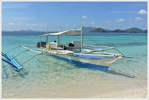 I remember....jumping off the outriggers of a bangka with Sarah Bangka Boat Philippines, Studio Drawing, Sustained Investigation, Outrigger Canoe, Palawan Philippines, Canoes, Coron, Pontoon Boat, Boat Design