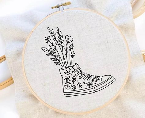 embroidery patterns Embroidery Patterns Beginner Free, Embroidery Patterns Beginner, Flower Embroidery Pattern, Bird Embroidery Pattern, Shoes Embroidery, Cat Embroidery Design, Bouquet Art, Embroidery Boutique, Embroidery Template