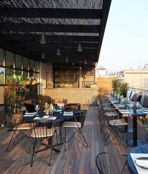 Rooftop Restaurant Furniture, Industrial Rooftop Terrace, Restaurant Deck Design, Cafe Terrace Design, Rooftop Restaurant Design Terraces, Terrace Cafe Design, Terrace Restaurant Design, Restaurant Terrace Design, Exterior Restaurant