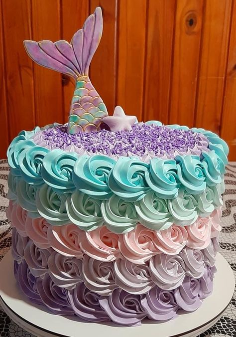 Mermaid Birthday Cake Ideas, Mermaid Birthday Cake, Ariel Birthday Party, Mermaid Birthday Party Decorations, Mermaid Theme Birthday Party, Mermaid Birthday Cakes, Ariel Birthday, 5th Birthday Party Ideas, Mermaid Theme Party