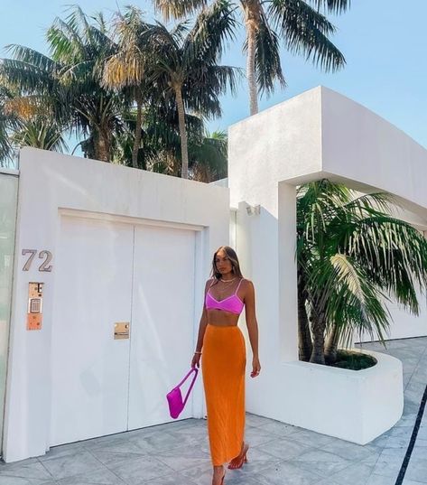 Orange Skirt Outfit, Orange Maxi Skirt, Holiday Outfits Summer, Holiday Fits, Outfits For Mexico, Summer Aesthetics, Island Outfit, Ibiza Outfits, Orange Outfit