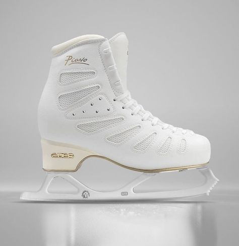 Figure Skates Shoes, Figure Skating Equipment, Ice Skating Shoes Aesthetic, Figure Skate Boots, Figure Ice Skates, Figure Skating Outfits, Skate 3, Ice Skating Outfit, Skating Aesthetic