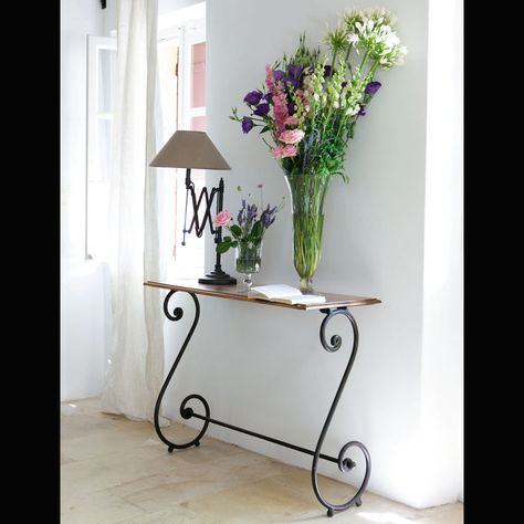 Wrought Iron Console Table, Jaali Design, Iron Console, Wrought Iron Furniture, Kursi Bar, Wrought Iron Design, Iron Console Table, Wrought Iron Decor, Wrought Iron Table