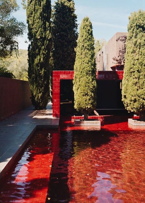 Red Pool, Ricardo Bofill, Architecture Mapping, Marmaris, Pool Tile, Garden Pool, Art Architecture, House Goals, Dream Spaces