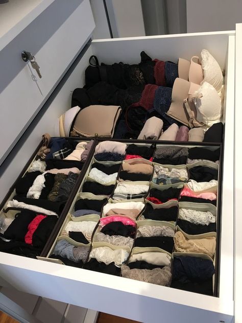 Closet Organization Bedroom, Room Organization Bedroom, Room Organisation, Organization Closet, House Organisation, Wardrobe Organisation, Bedroom Organization, Closet Decor, Teen Bedroom Decor