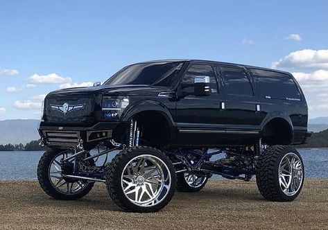 Lifted Ford Excursion, Lifted Excursion, Classic Trucks Chevy, Wrapped Trucks, Ford Excursion Diesel, Truck Lifted, Truck Lift Kits, Trucks Lifted, Best Pickup Truck