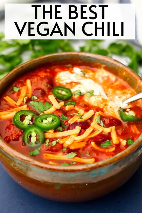 Beyond Meat Chili Recipe, Impossible Chili Recipe, Impossible Chili, No Meat Chili Recipe, Best Vegan Chili, Vegan Finger Foods, Vegan Chili Recipe, Easy Vegan Soup, Clean Eating Soup