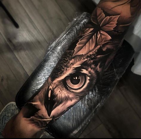 Mens Side Tattoos, Owl Eye Tattoo, Realistic Owl Tattoo, Cool Nature Tattoos, Tattoo Ideas Males, Wildlife Tattoo, Inner Bicep Tattoo, Animal Sleeve Tattoo, Spartan Tattoo