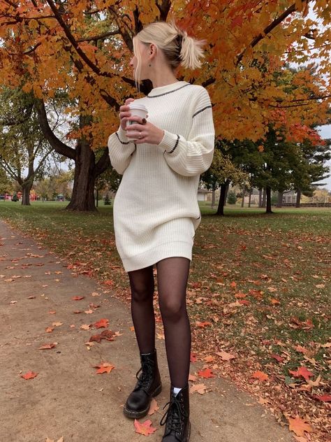 Outfit Semiformal Mujer, Fall Birthday Outfits, Fall Birthday Outfit, Knitted Dress Outfit, Outfit Botas, Gorgeous Outfits, Knit Dresses, Trends For 2024, Cold Outfits