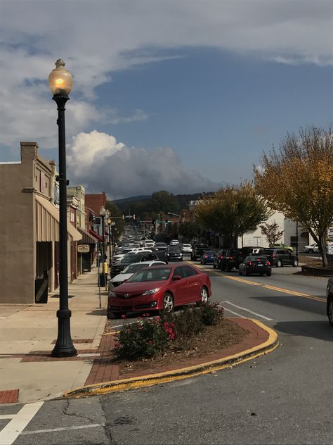 Downtown Cartersville, GA  11/4/17  slj Georgia Scenery, Cartersville Georgia, Lawrenceville Georgia, North Georgia, Cn Tower, Lamp Post, Georgia, Tower, Wallpapers