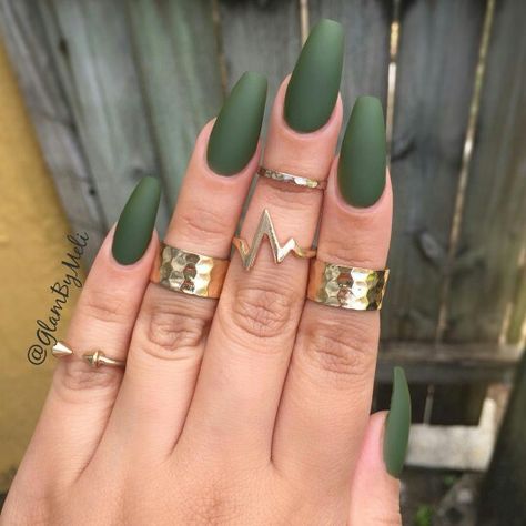 Army Green acrylic nails Casket Nails, Green Acrylic Nails, Short Coffin, Green Nail Polish, Vegan Nail Polish, Green Nail, Super Nails, Coffin Nails Long, Nails Polish