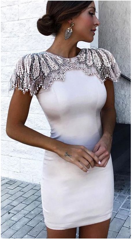 White Bandage Dress, Diy Vetement, Runway Dresses, Holiday Party Outfit, Fashion Tights, Midi Dress Party, Evening Party Dress, Lace White Dress, Types Of Dresses