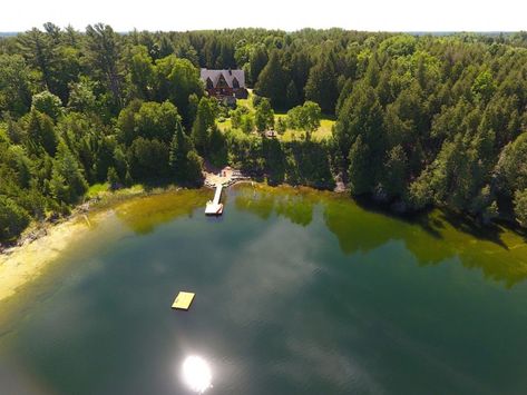 Private Lake, Cabin Near Lake, Log Cabin On Lake, Cabin Overlooking Lake, Log Cabin Honeymoon, Cabins In The Woods Near Water, Sit On Kayak, Screened Gazebo, Eastern Canada