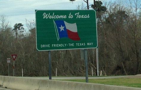 #Penske Truck Rental Road Trip ... Welcome to #Texas! Welcome To Texas Sign, Welcome To Texas, Texas Sign, Texas Signs, Casino Vacation, City Sign, State Signs, Image Film, Historical Moments